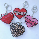 Cross-border hot style cut out heart keychain korean velvet hot diamond bag decoration simple trendy style key chain