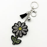 Diamond-studded daisy keychain - european & american style tassel metal charm - bag accessory - cross-border tk hot seller