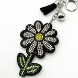 Diamond-studded daisy keychain - european & american style tassel metal charm - bag accessory - cross-border tk hot seller